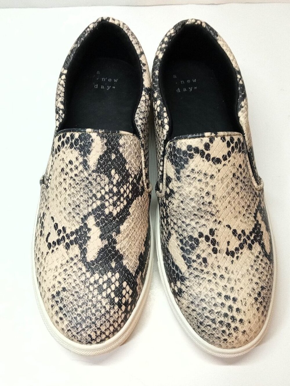 A New Day - womens snake print slip-on shoes - size 7 ½ RN#17730